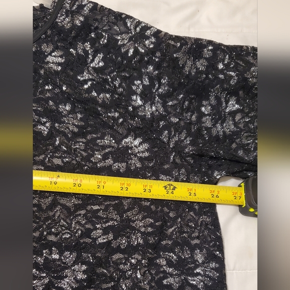 NWT C. EST. 1946 Plus Black and Silver Sheer Lace Blouse. Size 16-18 W - Picture 12 of 13